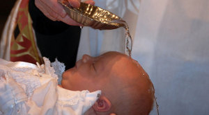 Imágenes de bautizo de un bebé 